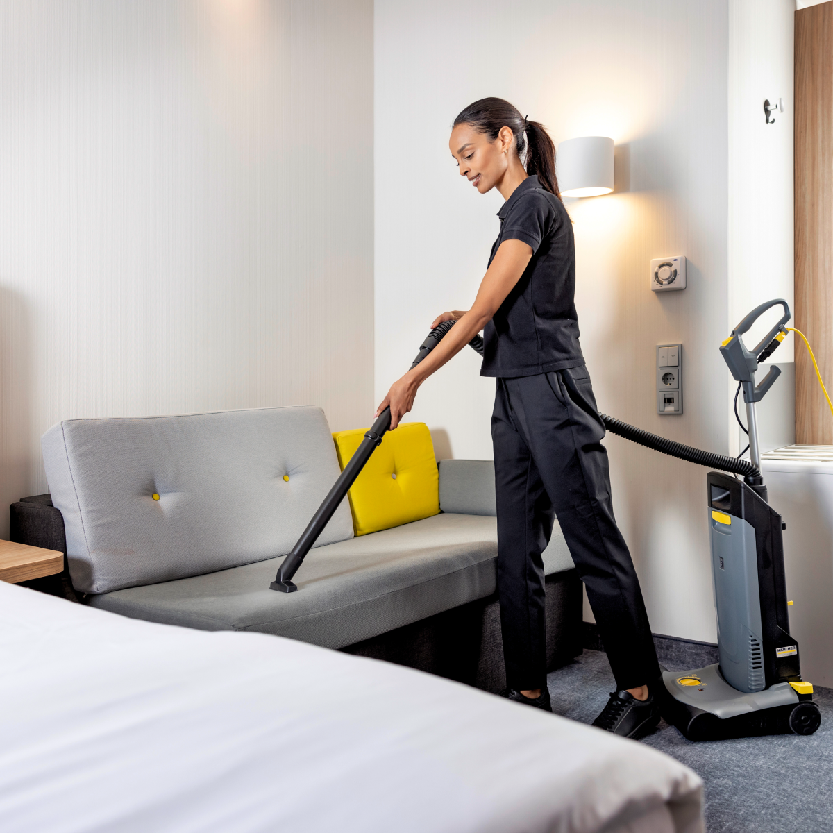 LIMPIADORA DE ALFOMBRAS CV38/2 850W 5.5L KARCHER - 3