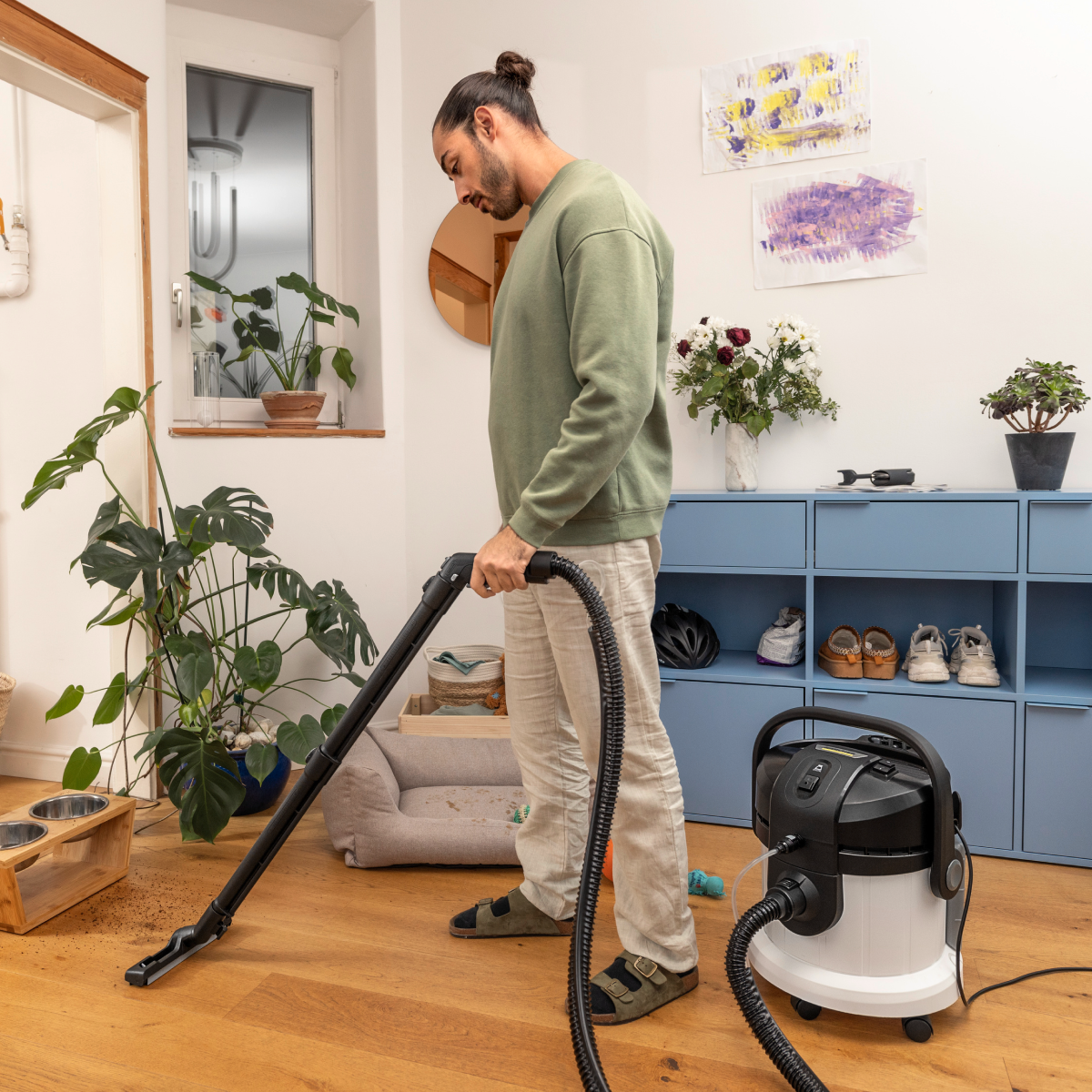 LAVA TAPICES SE4 1000W 4L KARCHER - 8