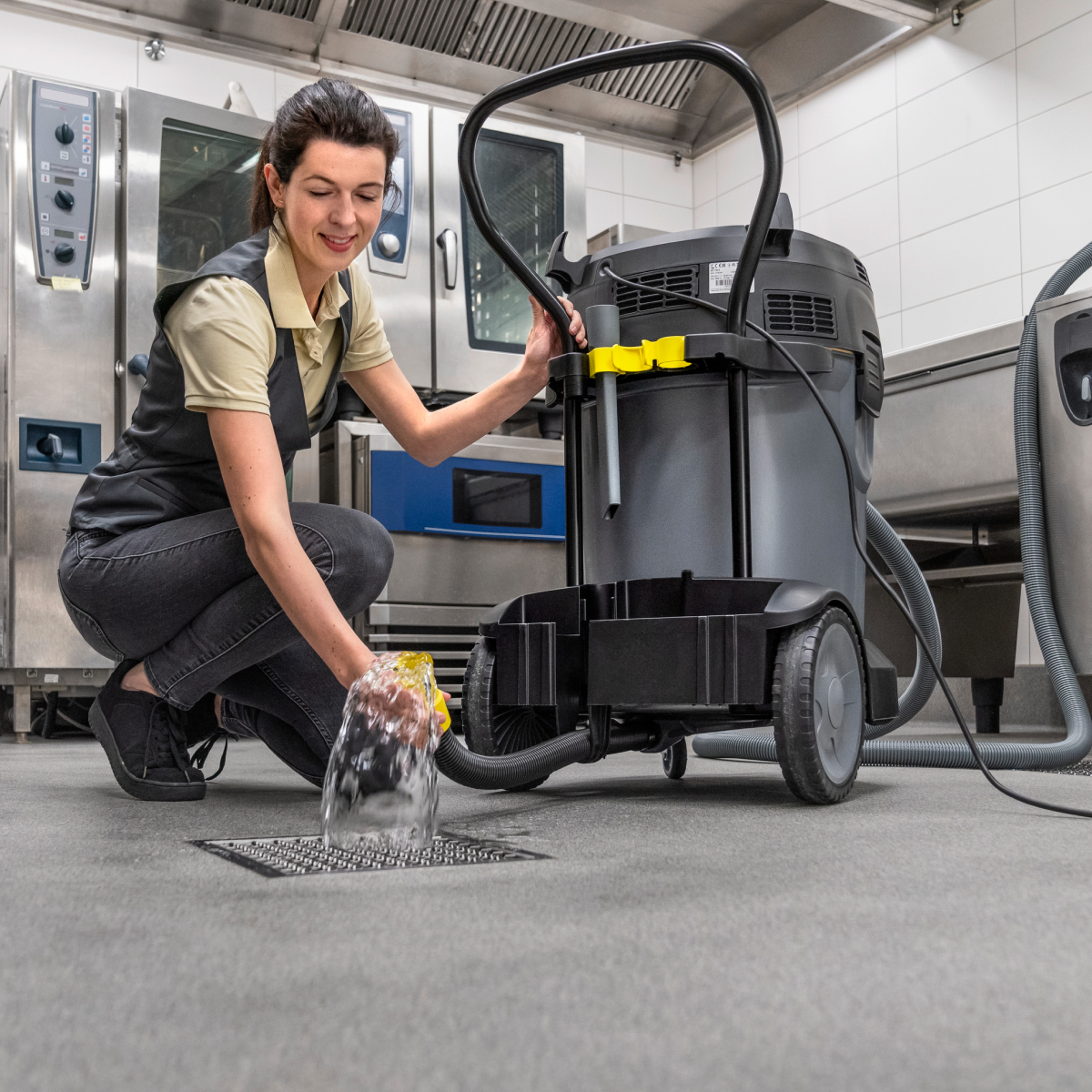ASPIRADORA EN SECO Y HUMEDO NT70/3 3600W 70L KARCHER - 4
