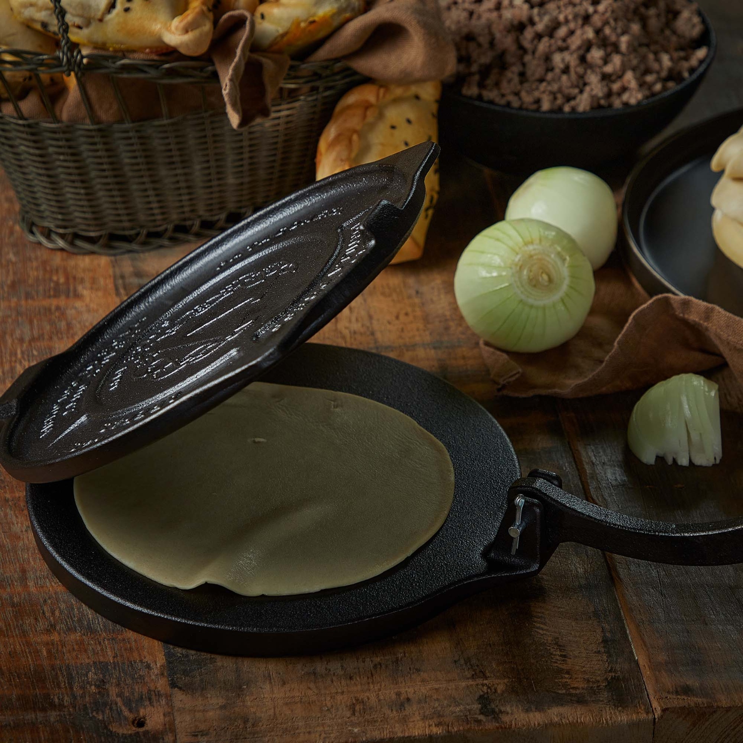 PRENSA HIERRO FUNDIDO VICTORIA PARA TORTILLAS Y PATACONES - 5