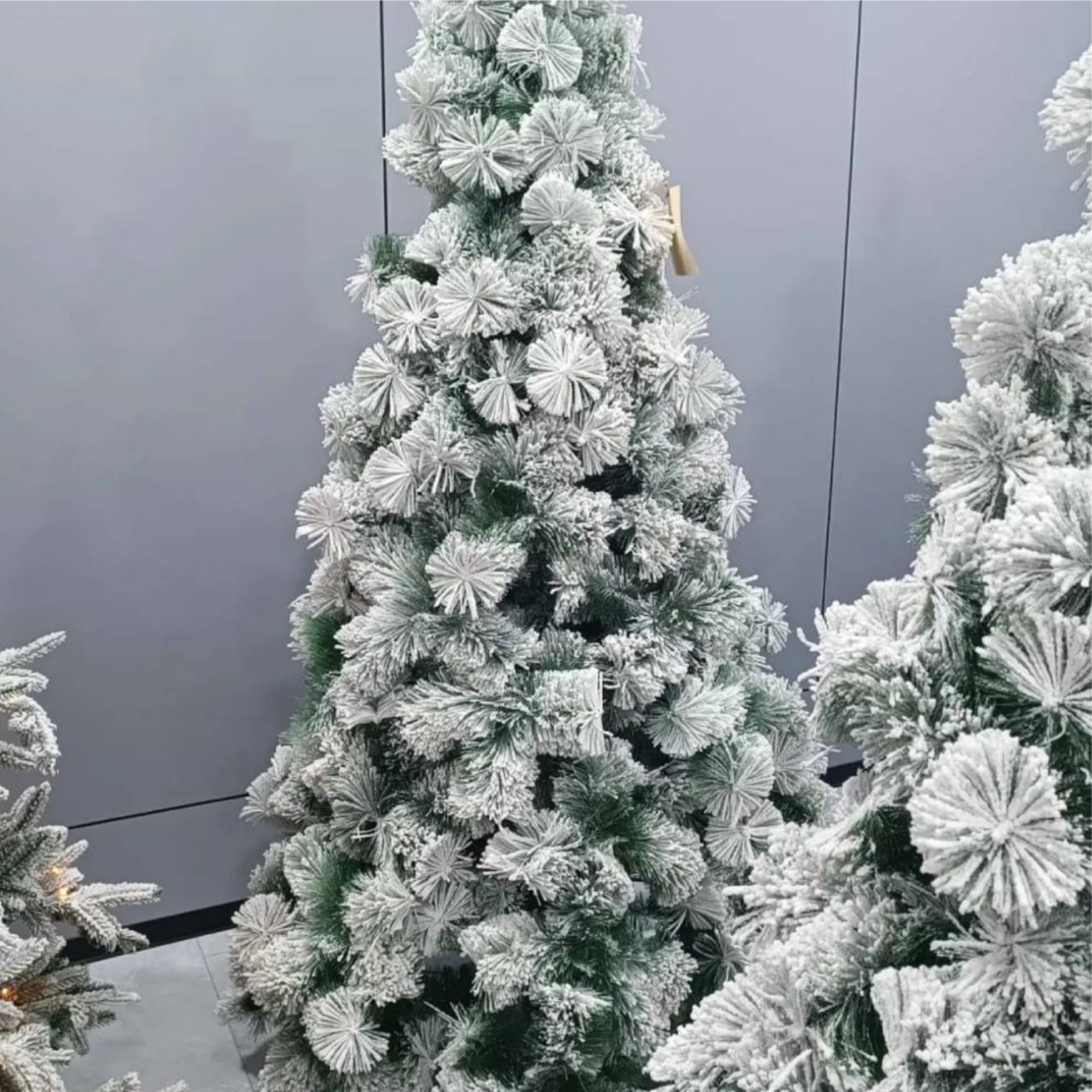 ÁRBOL DECORATIVO NEVADO 2.10 METROS NR21O - 7
