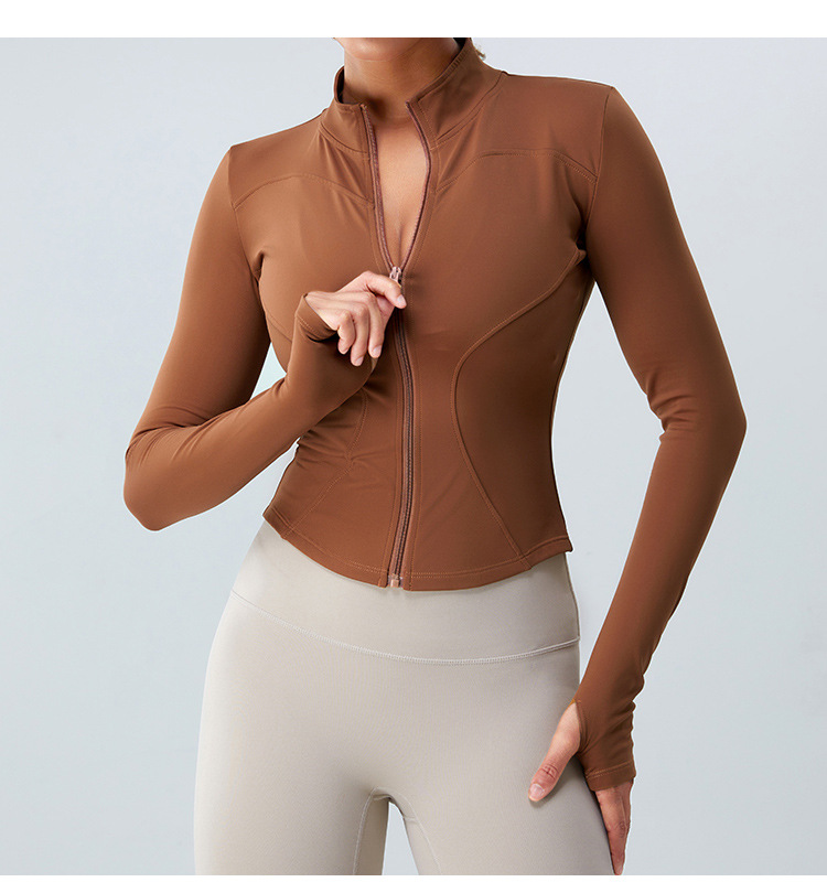 CASACA DEPORTIVA CORTE PRINCESA CON AFELPADO INTERNO - 4