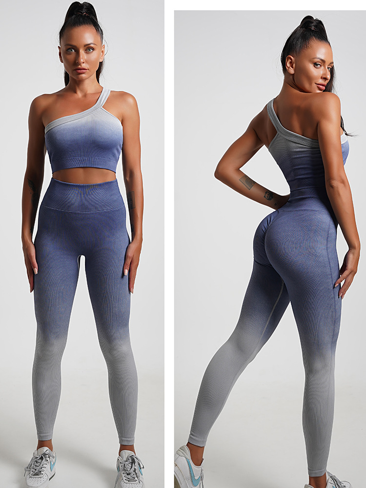 CONJUNTO PARA DAMA DEPORTIVO CON TOP CRUZADO Y LEGGINS - 3
