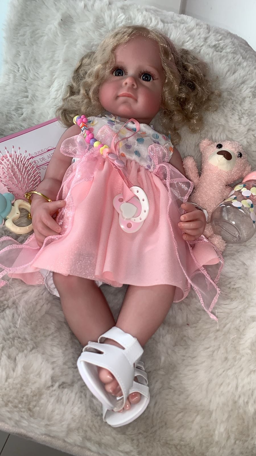 MUÑECA REALISTA CON ACCESORIOS - 1