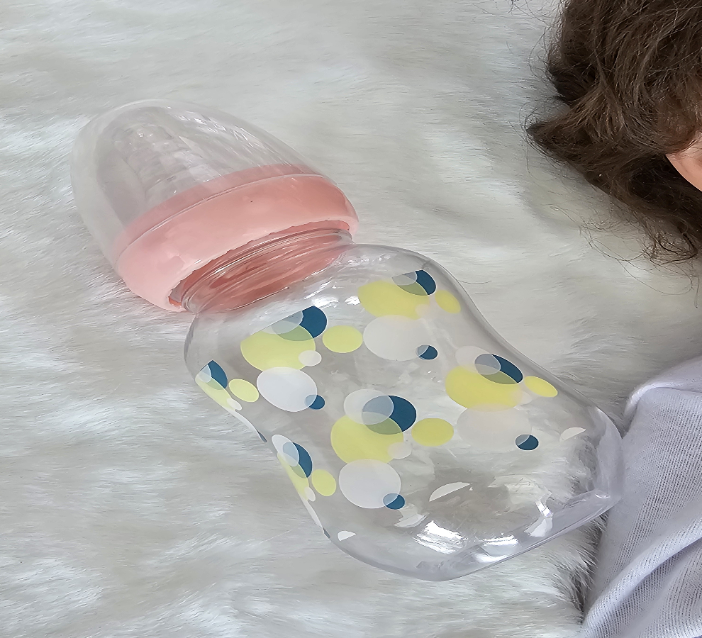 MUÑECA  REALISTA CON ACCESORIOS Y SONIDO - 3