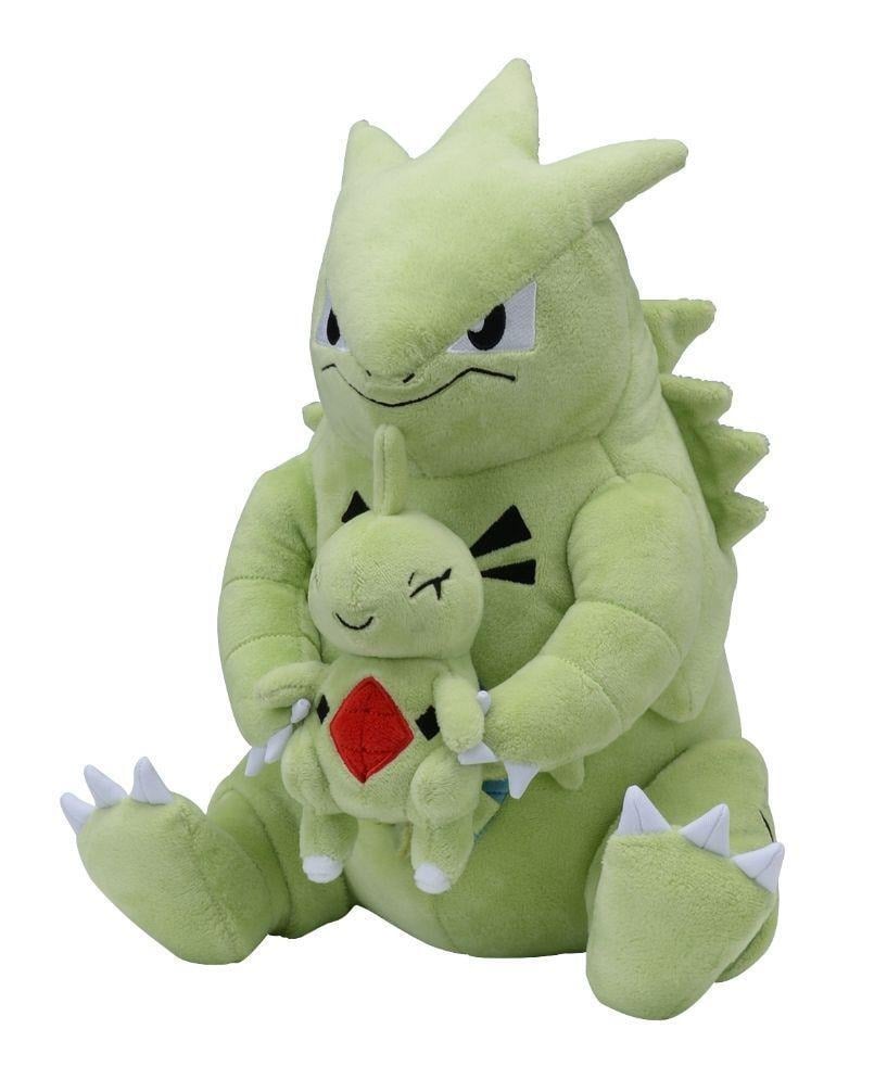 PELUCHE DE TYRANITAR Y LARVITAR COLECCIONABLE - 1