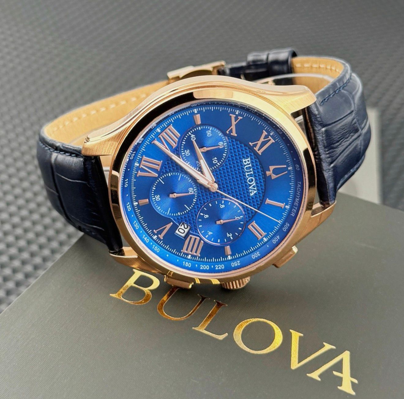 RELOJ BULOVA WILTON CRONOGRAFO ORO ROSA Y AZUL - 5
