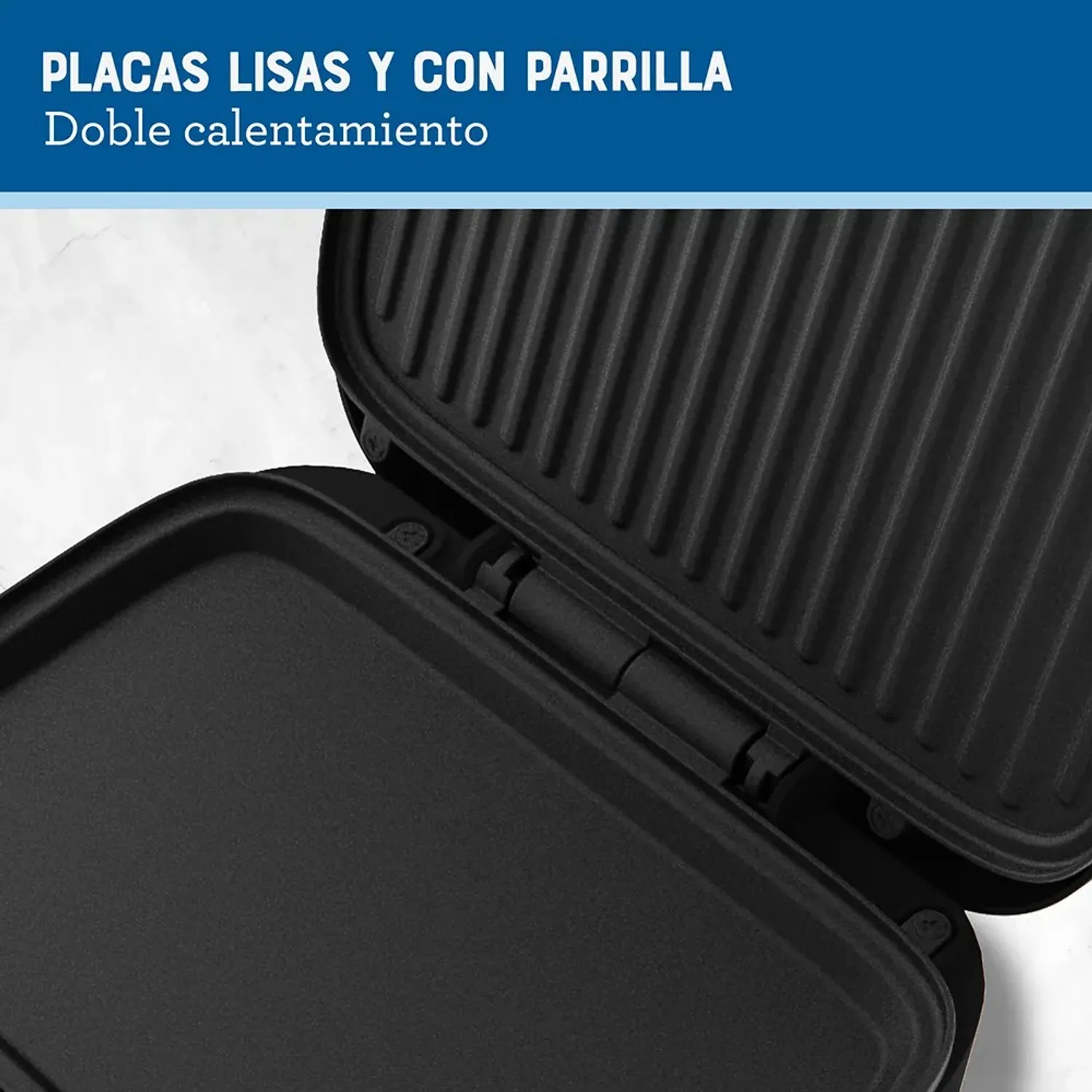 SANDWICHERA COMPACTA QUICK LOCK CON PLATOS HONDOS OSTER CKSTSM400 NEGRO - 8