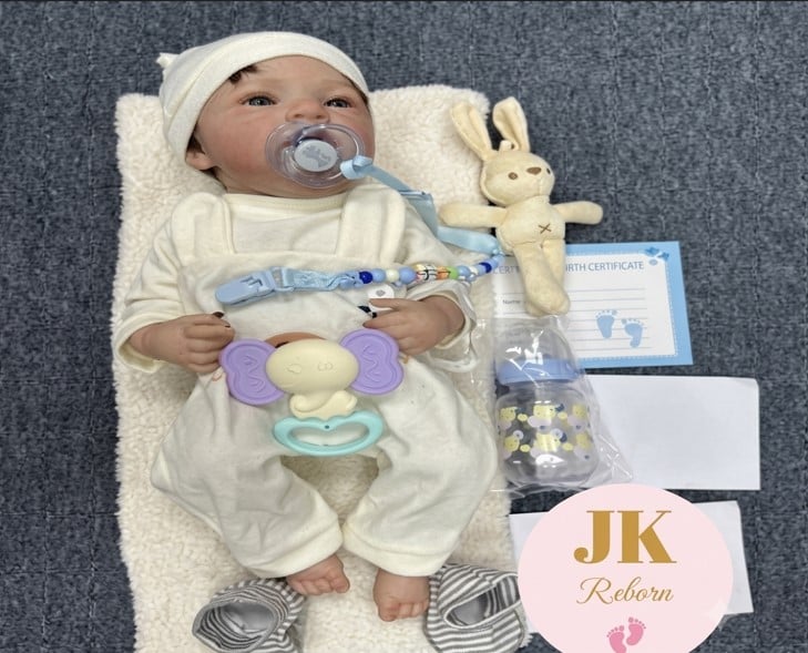 MUÑECO BEBÉ REBORN REALISTA DESPIERTO - SET PIJAMA DE PANDA AFELPADA CON GORRITO Y ACCESORIOS - 1