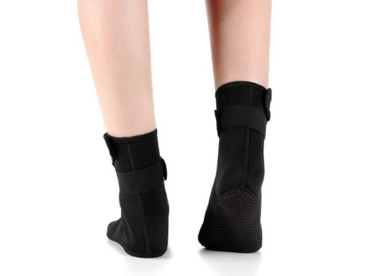 MEDIAS NATACIÓN UNISEX NEGRO 3MM - 2