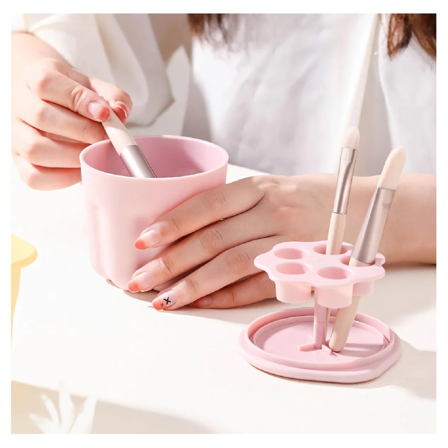 CUBO LIMPIADOR DE BROCHAS DE MAQUILLAJE - 3
