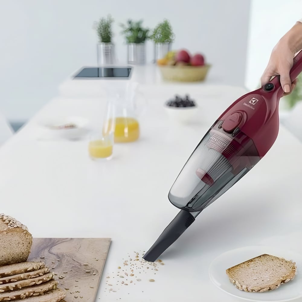 ASPIRADORA VERTICAL ELECTROLUX STK13 1100W 2 EN 1 SIN BOLSA CON FILTRO HEPA - 4