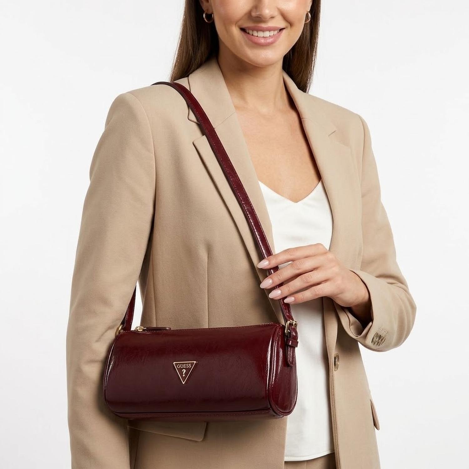 CARTERA SHOULDER BAG GUESS GENE MINI COLOR VINO - 2