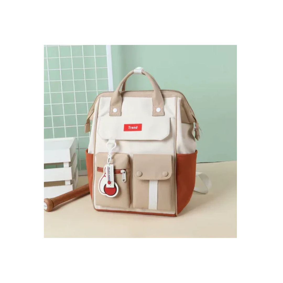 MOCHILA UNISEX CON TEMA DEPORTIVO - 2