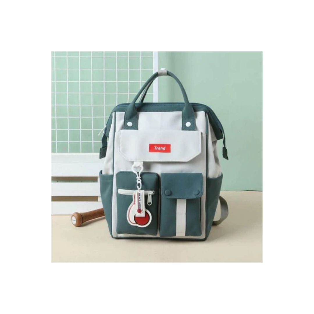MOCHILA UNISEX CON TEMA DEPORTIVO - 3