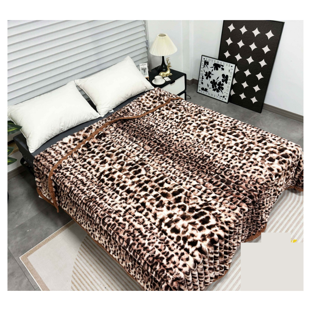 MANTA DE ALTO RELIEVE CON DISEÑO ANIMAL PRINT - 9