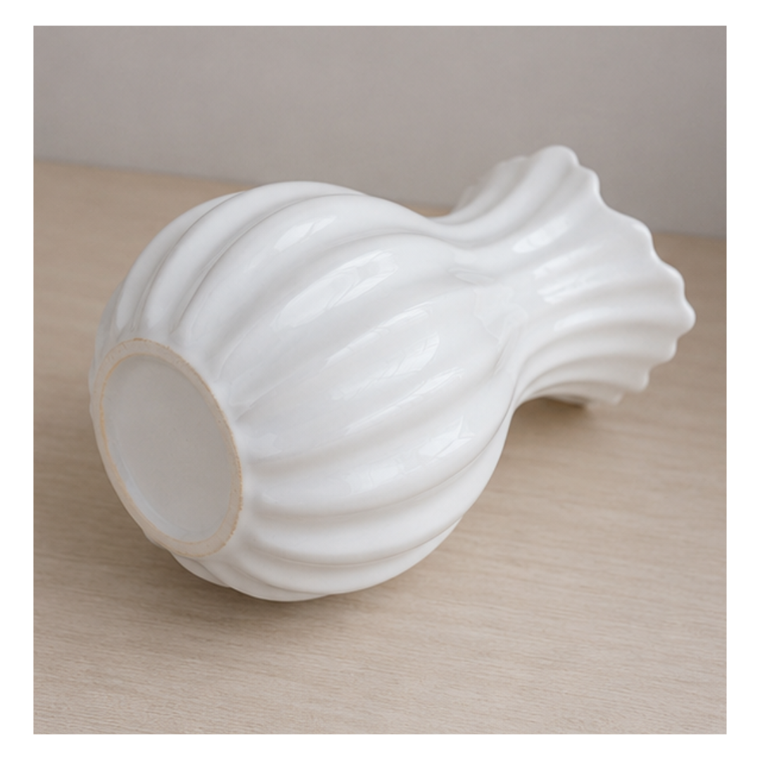 JARRÓN DE CERÁMICA PARA FLORES DECORATIVAS - 3