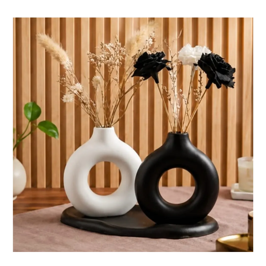 FLORERO DE CERÁMICA TIPO DONA - 1