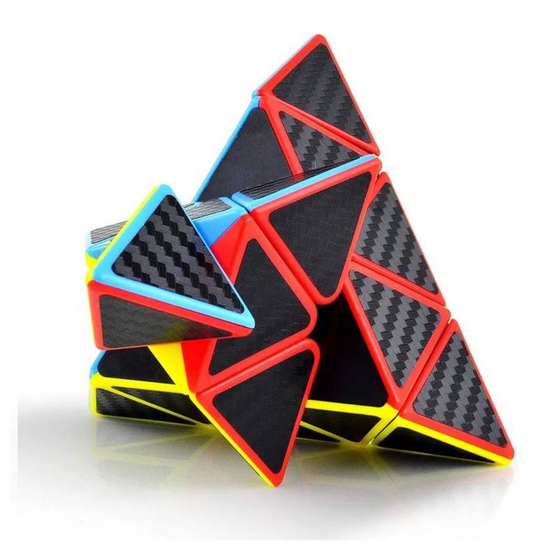 CUBO RUBICK PIRAMIDE EN FIBRA DE CARBONO - 1