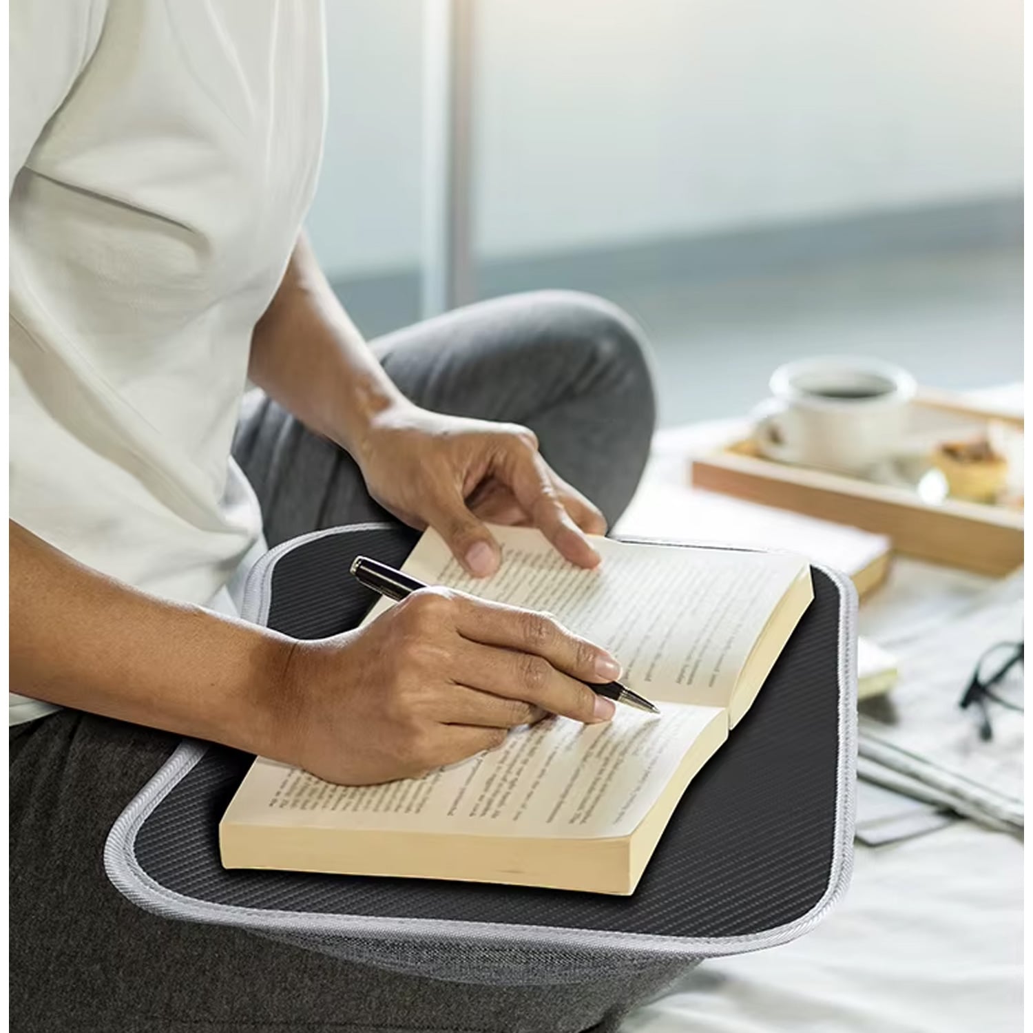 MESA ESCRITORIO DE ALMOHADILLA COJÍN PORTÁTIL PARA LAPTOP LV-12 - 3