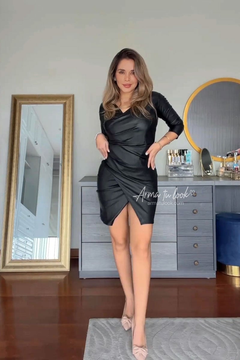 VESTIDO CORTO MUJER ARMA TU LOOK VOGUE CUERINA DRAPEADO CRUZADO - 2