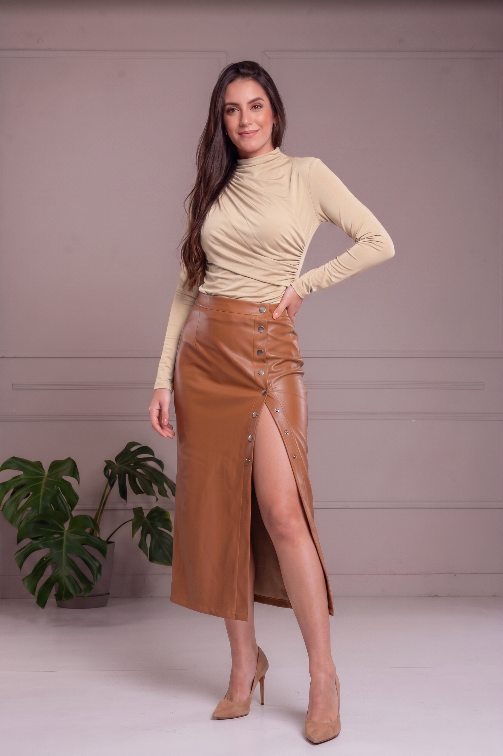 FALDA MIDI MUJER ARMA TU LOOK MADRID DE CUERINA CON BROCHES AL COSTADO - 2