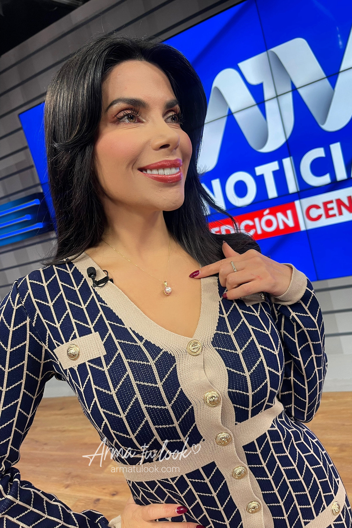 VESTIDO MIDI MUJER ARMA TU LOOK BARCELONA CON BROCHES MANGA LARGA - 2