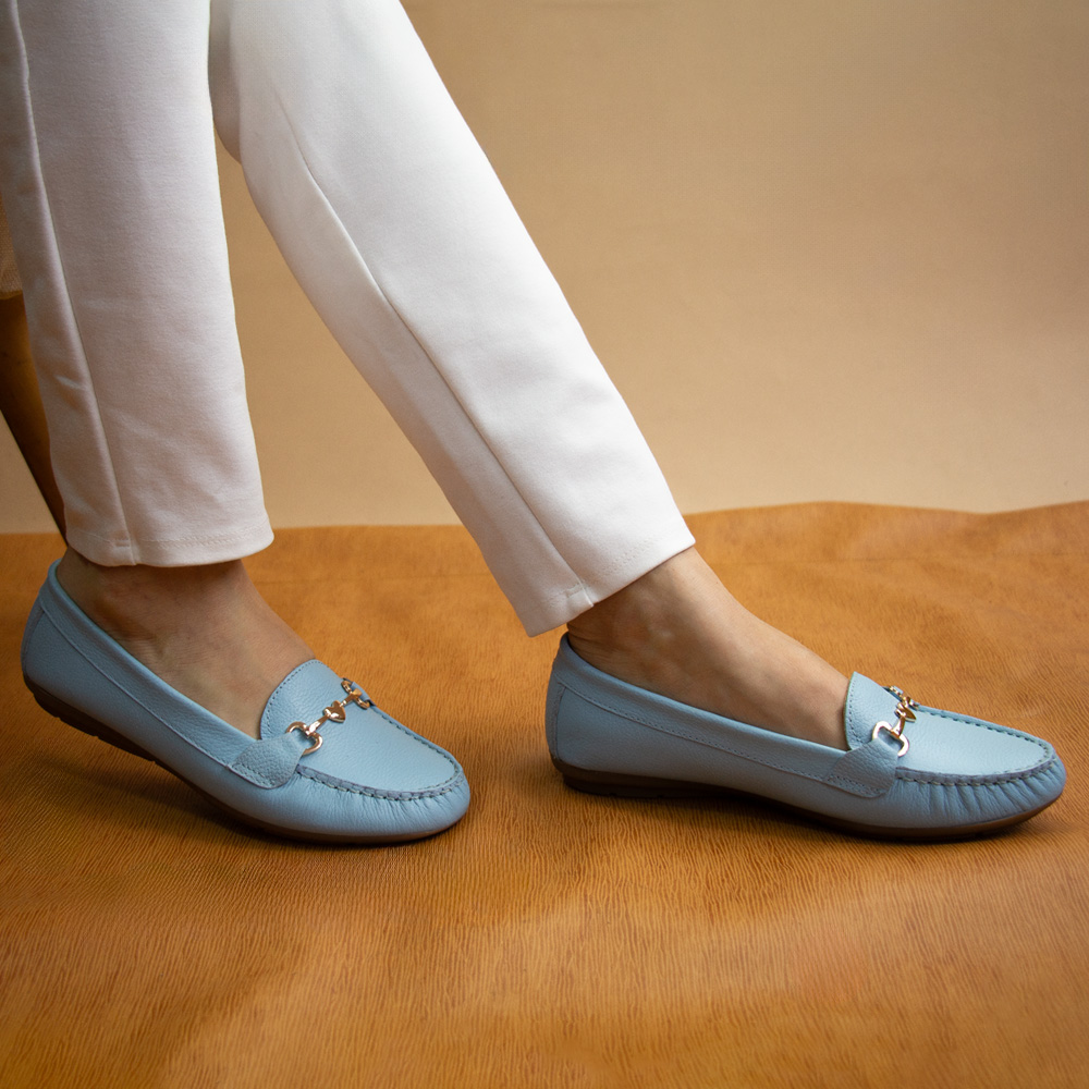 MOCASIN CHATO MUJER CORELLI LOVE CUERO CIELO - 4