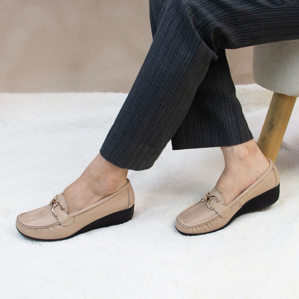 MOCASIN TACO CUÑA MUJER CORELLI SOFI CUERO PELE - 4