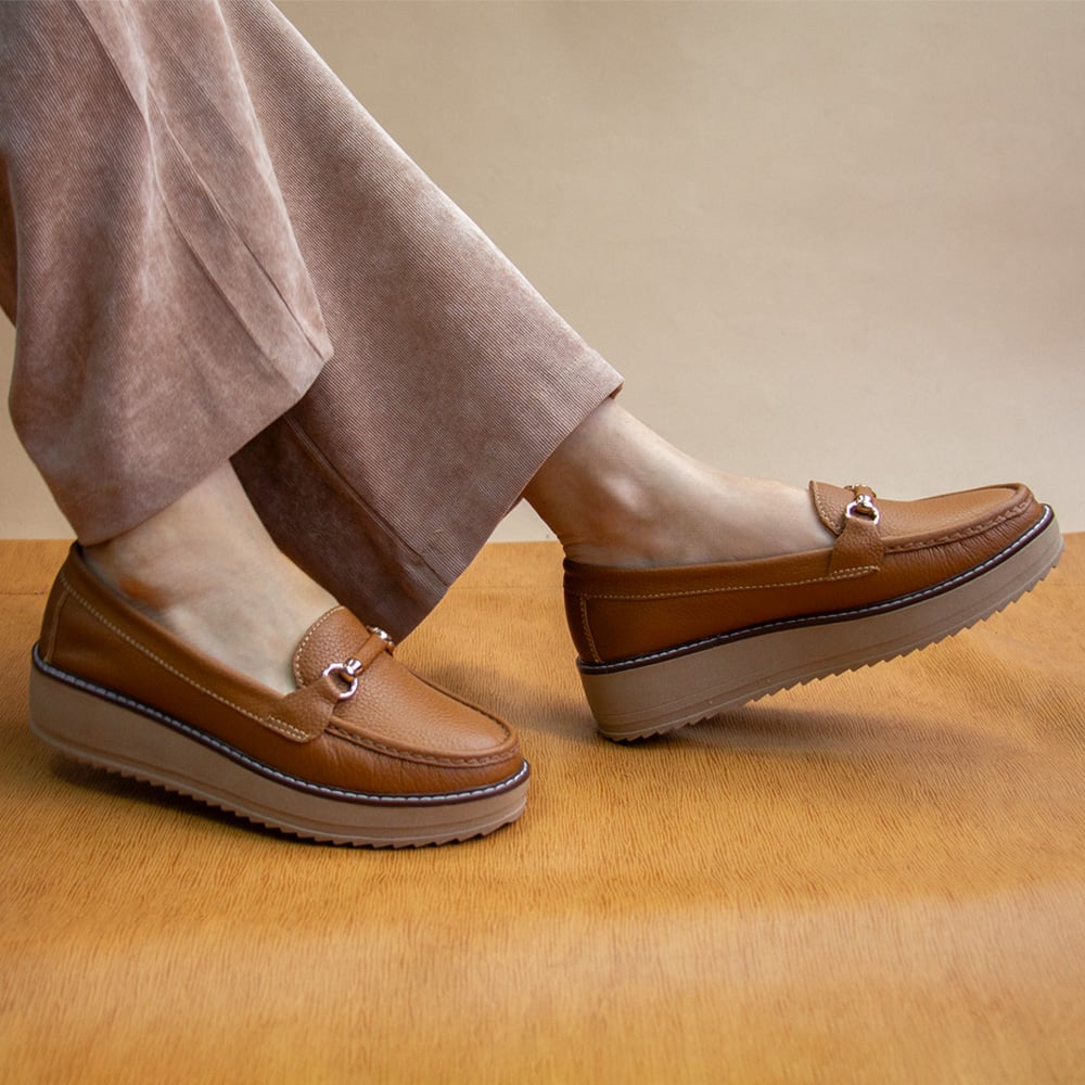 MOCASIN PLATAFORMA MUJER CORELLI DANIELA CUERO NATURAL - 5