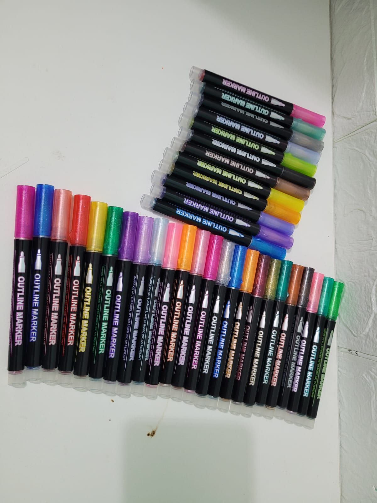 PLUMONES DOBLE CONTORNO METALICO Y COLOR X 36 UND - 2