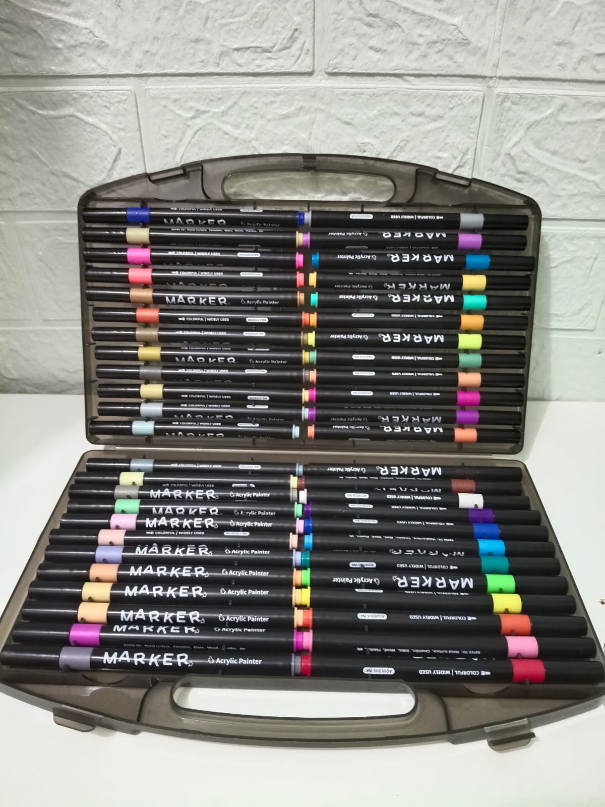 MARCADORES ACRILICOS X 48 UND PUNTA PINCEL - 2