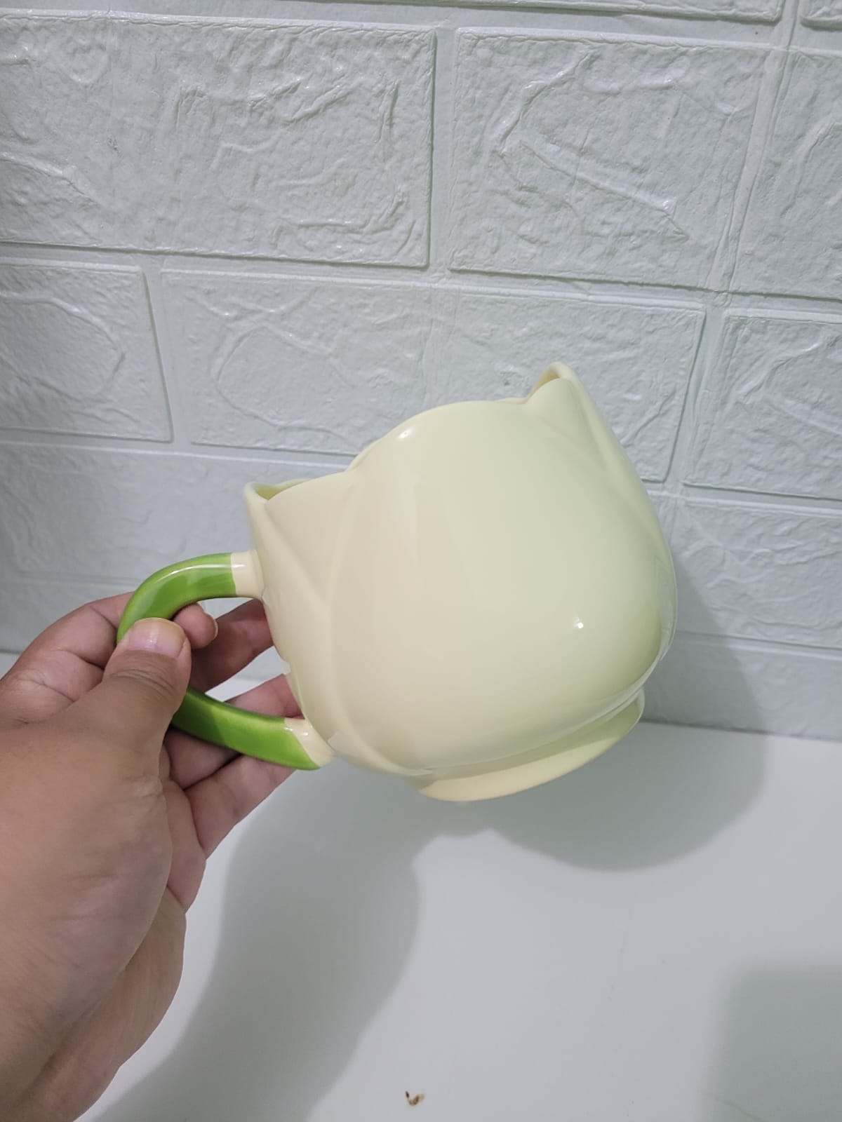 TAZA EN FORMA DE TULIPAN CREMA - 2