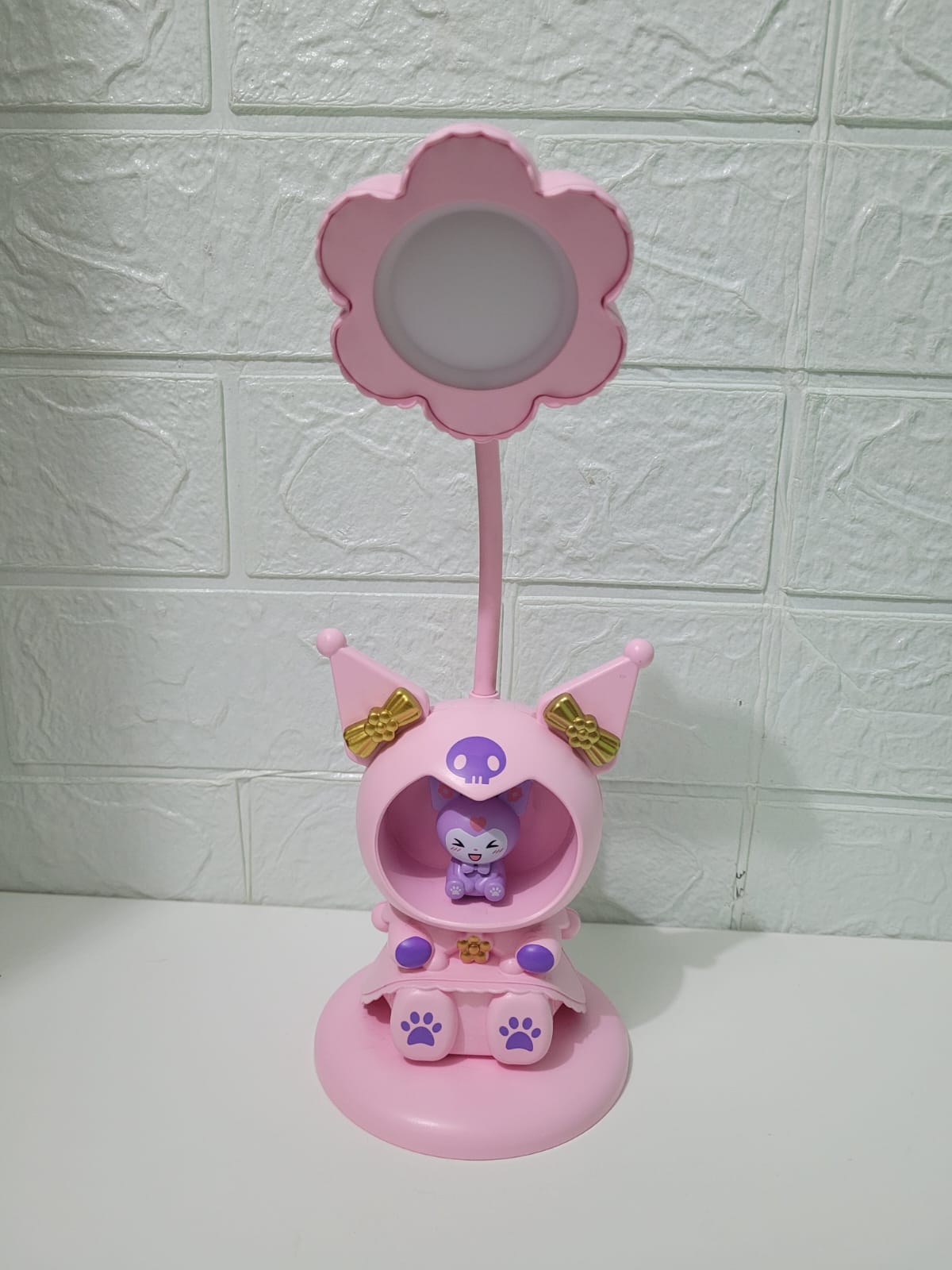 LAMPARA KUROMY ROSADO - 1