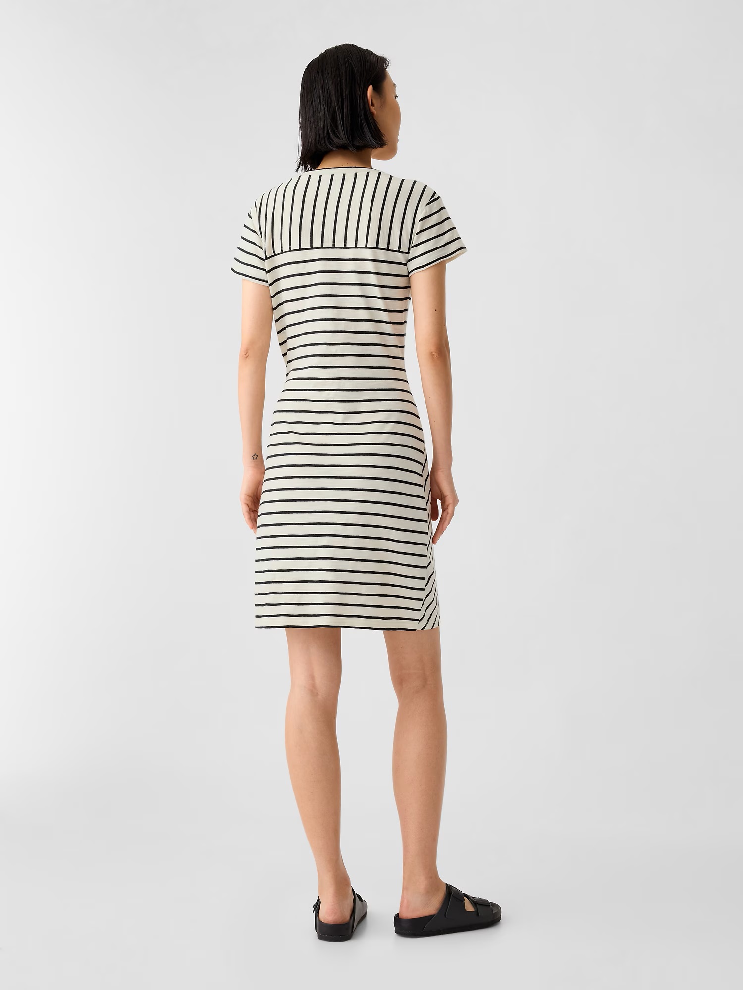 VESTIDO MUJER GAP BLANCO MANGA CORTA CUELLO REDONDO - 3
