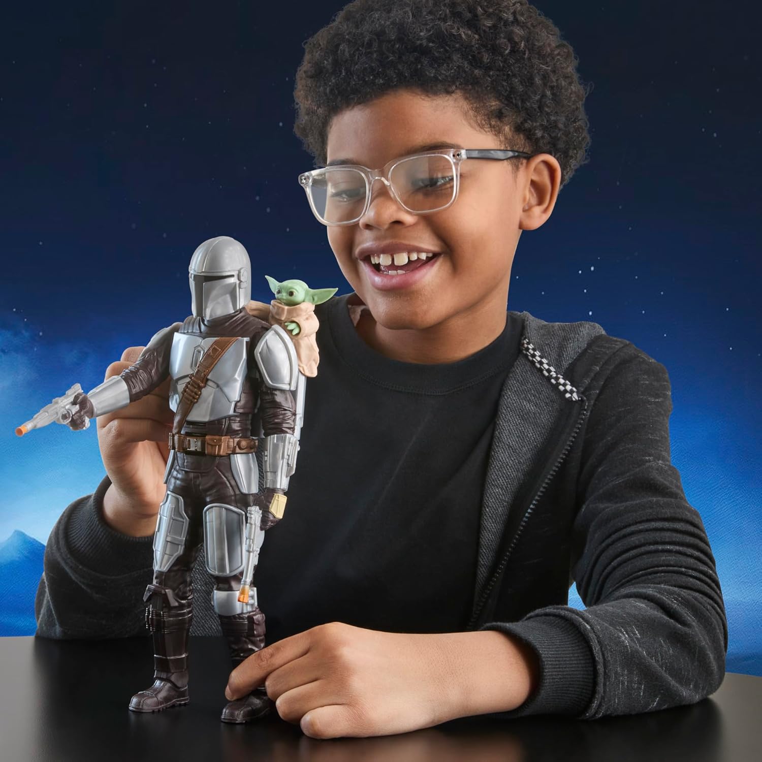STAR WARS THE MANDALORIAN Y GROGU BOUNTY BLASTER, FIGURA DE ACCIÓN DE 11 PULGADAS CON EFECTOS DE SONIDO, JUGUETES INTERACTIVOS - 10
