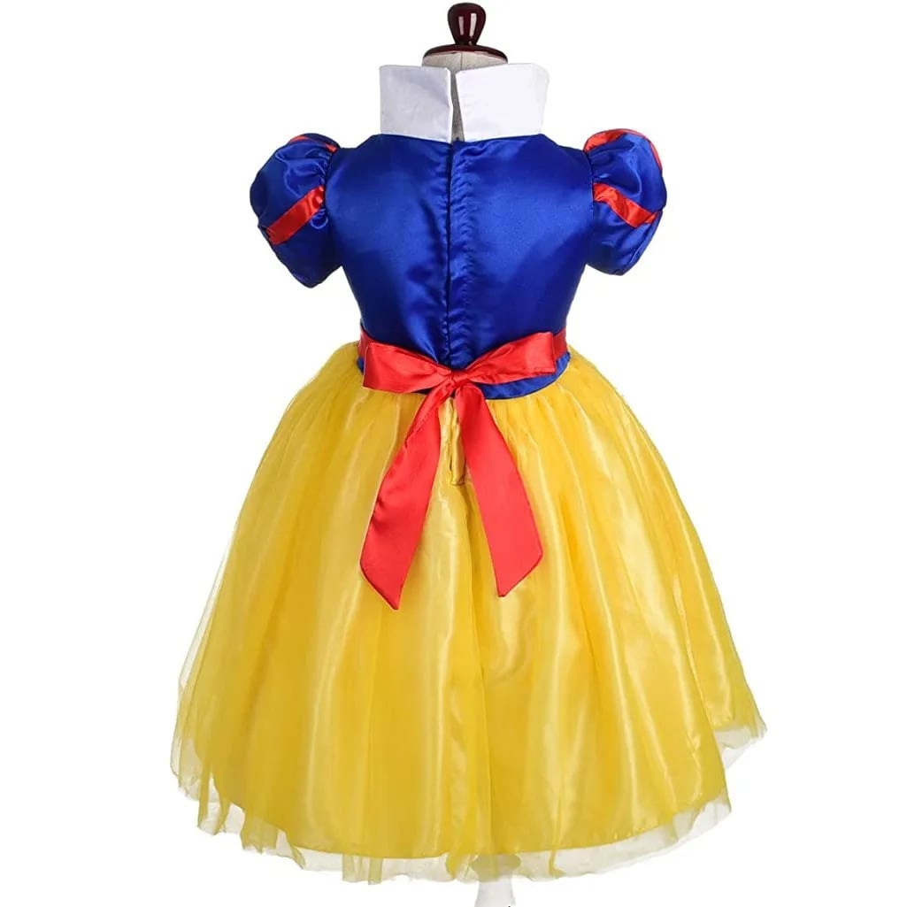 VESTIDO BLANCANIEVES NIÑA + VINCHA LAZO ROJO + CORONA + VARITA + ARETES + COLLAR DORADO + GUANTES + CAPA DISFRAZ NAVIDAD GENIEKA - 7