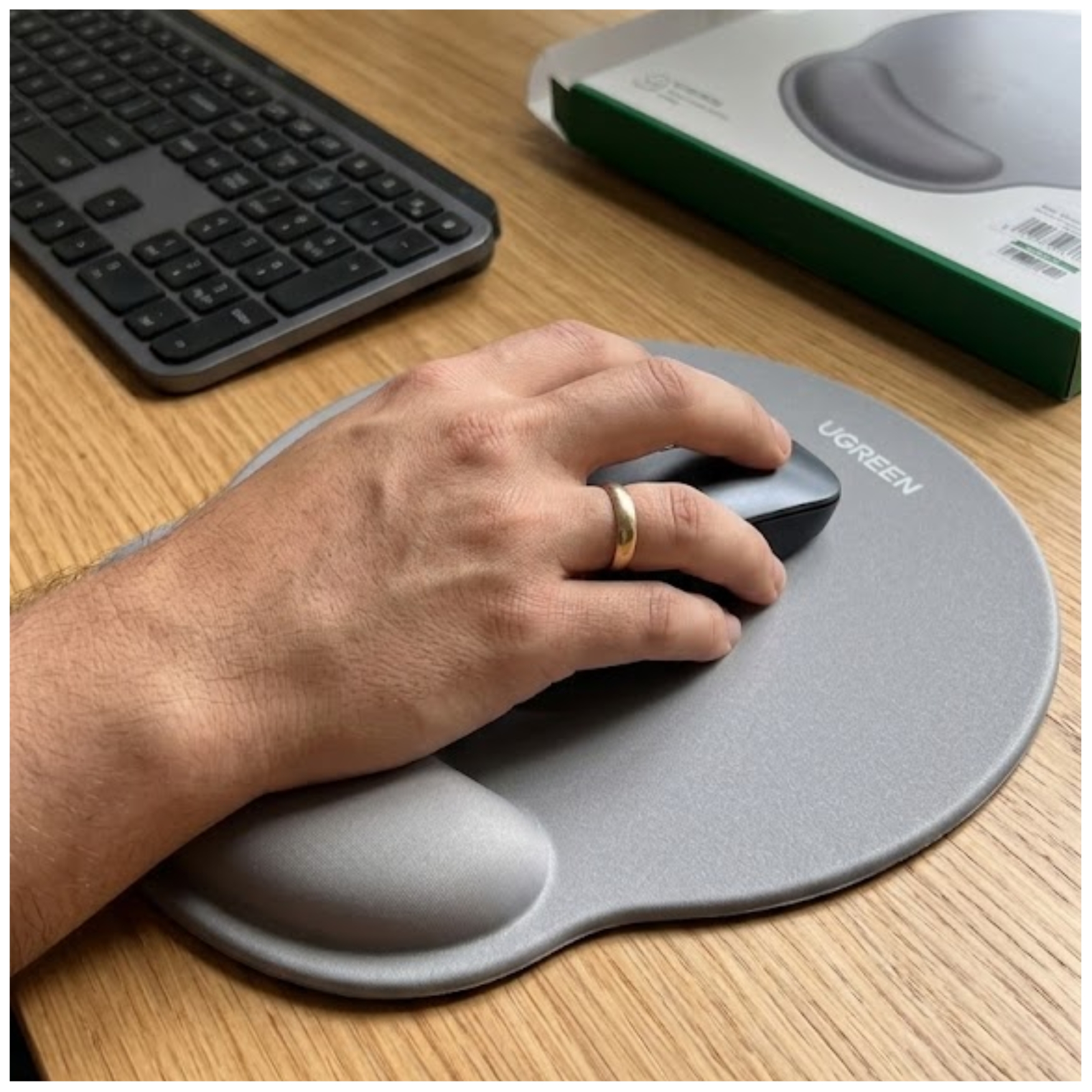 MOUSE PAD UGREEN CON SOPORTE GEL ERGONÓMICO Y ANTIDESLIZANTE PREMIUN  UGREEN LP668 – 25244 - 3