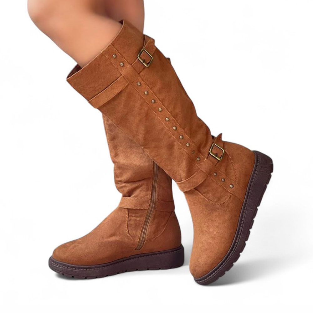 BOTA TRES CUARTOS GAMUZA ACOLCHADA INTERIOR 1299 5C-65 COLOR CAMEL - 2