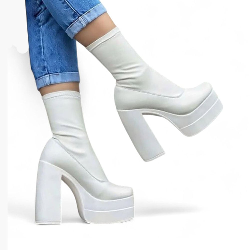 BOTIN MUJER LATEX STRECH TACO 13 1299 5C-95 COLOR BLANCO - 4