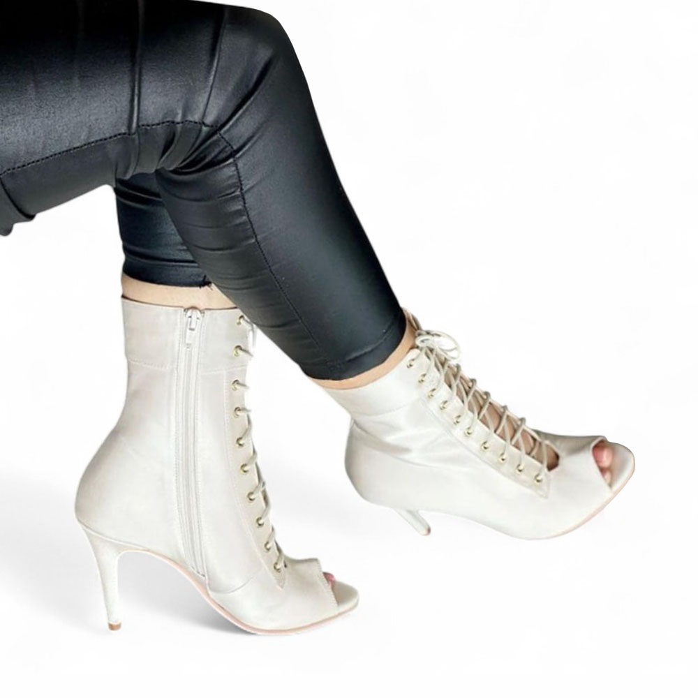 BOTIN MUJER ABIERTO SATINADO TACO 9 1299 5C-85 COLOR BEIGE - 1
