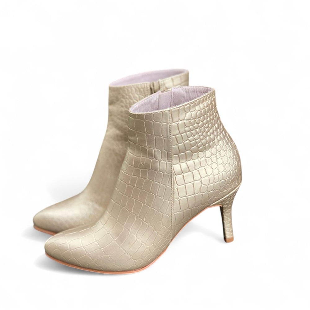 BOTIN MUJER BIOCUERO LABRADO 2086-65 TACO 7 COLOR DORADO - 1