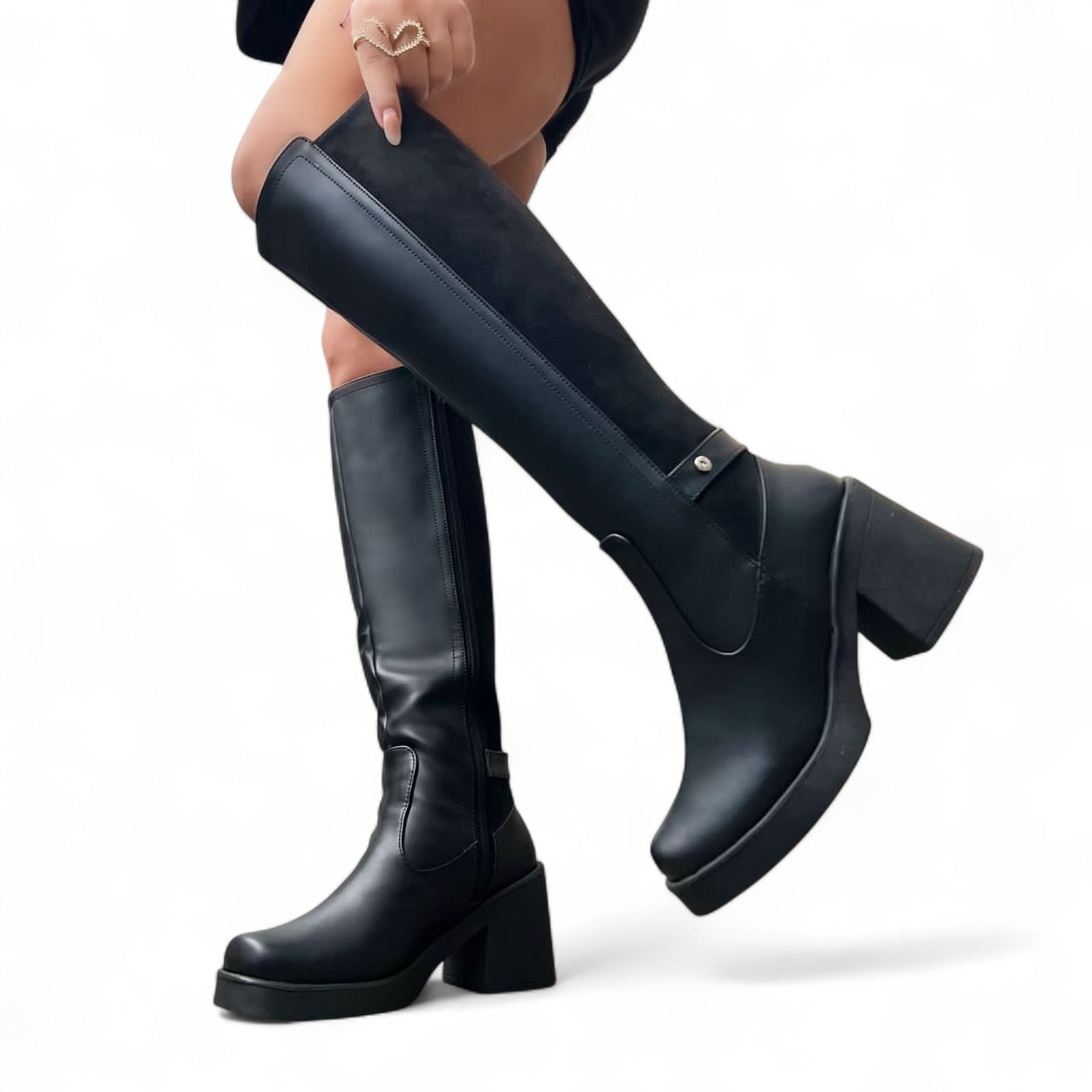 BOTA MUJER GAMUZA POSTERIOR TACO 7 1062-75 COLOR NEGRO - 1