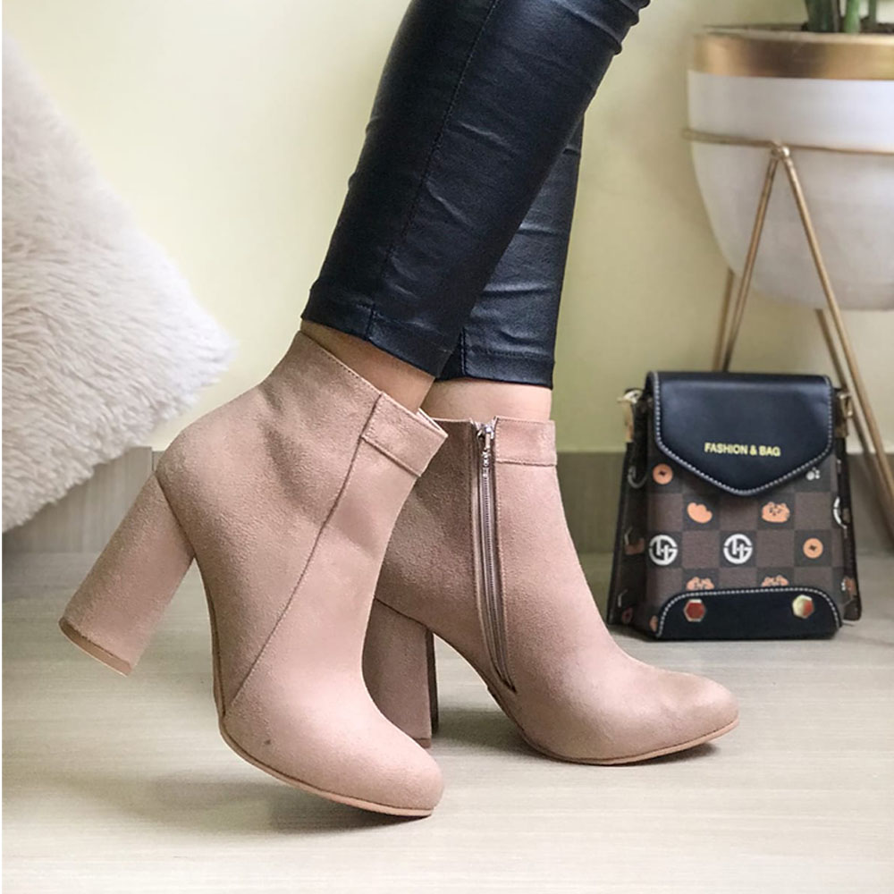 BOTIN MUJER CLASICA GAMUZA TACO 9 2086-60 COLOR BEIGE - 5