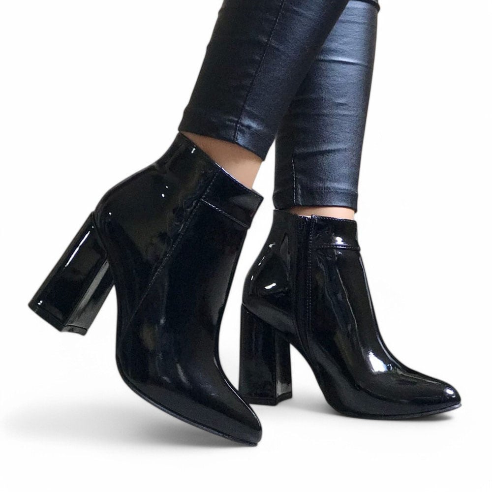 BOTIN MUJER CLASICA CHAROL TACO 9 2086-60 COLOR NEGRO - 2