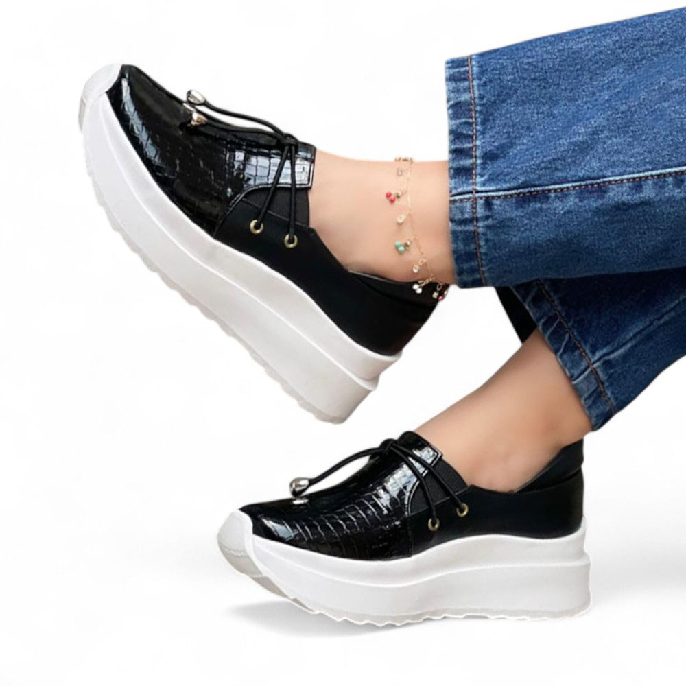 MOCASIN MUJER CHAROL GRABADO PLANTA EXPANSO 1022L-53 COLOR NEGRO - 2