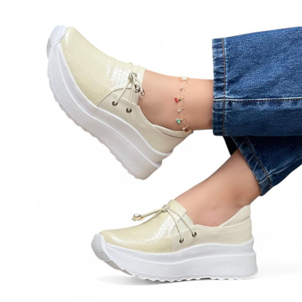 MOCASIN MUJER CHAROL GRABADO PLANTA EXPANSO 1022L-53 COLOR BEIGE - 2