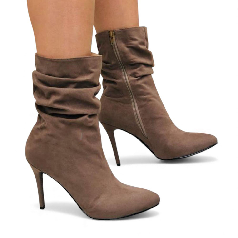 BOTIN MUJER 1299P-68 PLANTA DE GOMA TACO #9 PLATAFORMA INTERNA #2 GAMUZA COLOR MARRÓN - 2