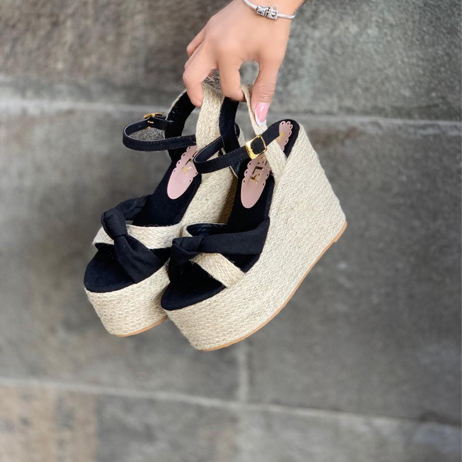 SANDALIA MUJER YUTE TACO 9 2086L-60 COLOR NEGRO - 3
