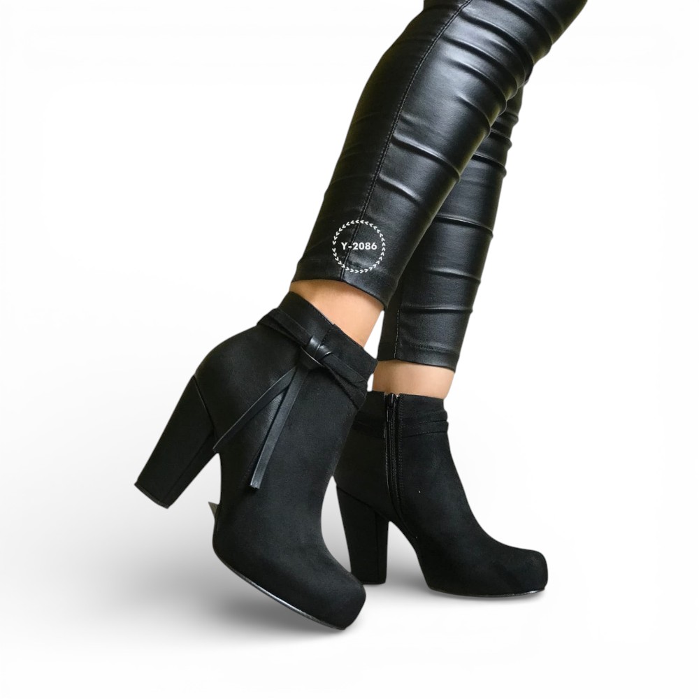 BOTIN MUJER TACO 9 GAMUZA LAZO 2086L-68 COLOR NEGRO - 1
